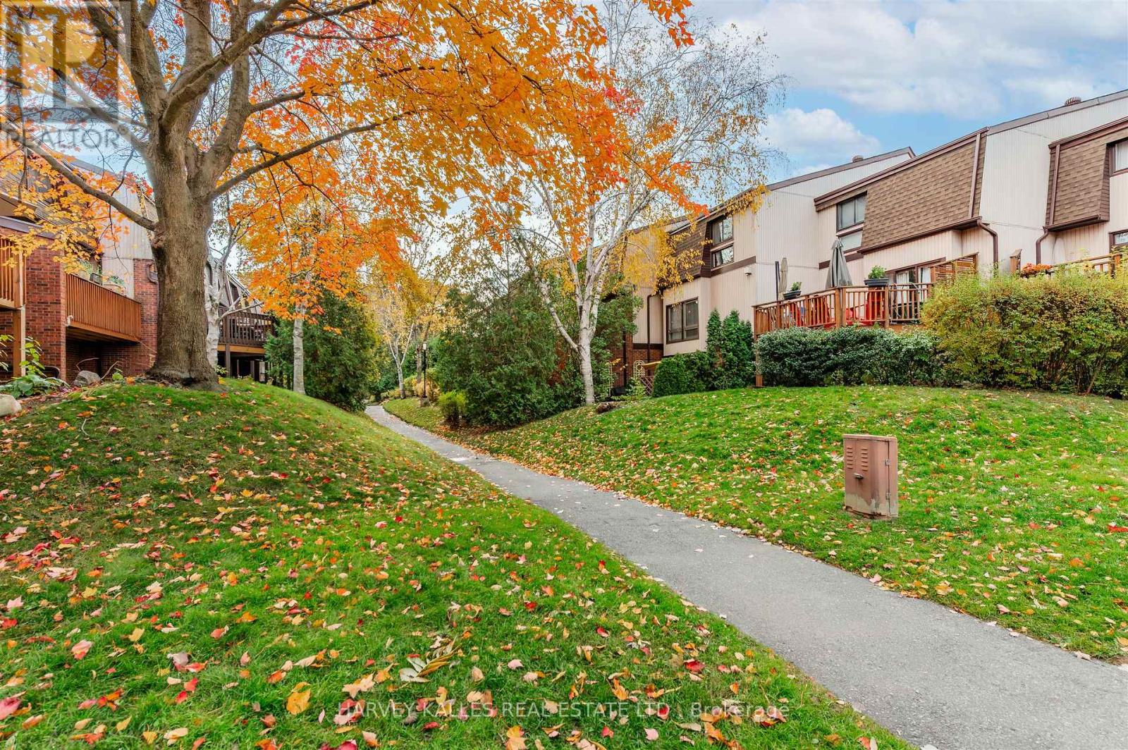 50 - 1060 WALDEN CIRCLE