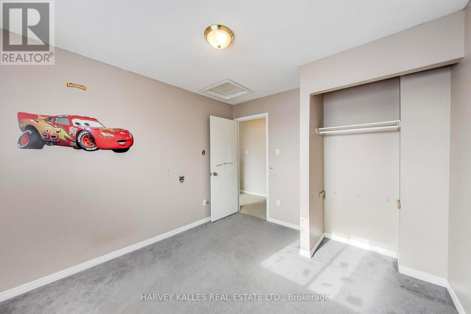 318 HANSEN BOULEVARD