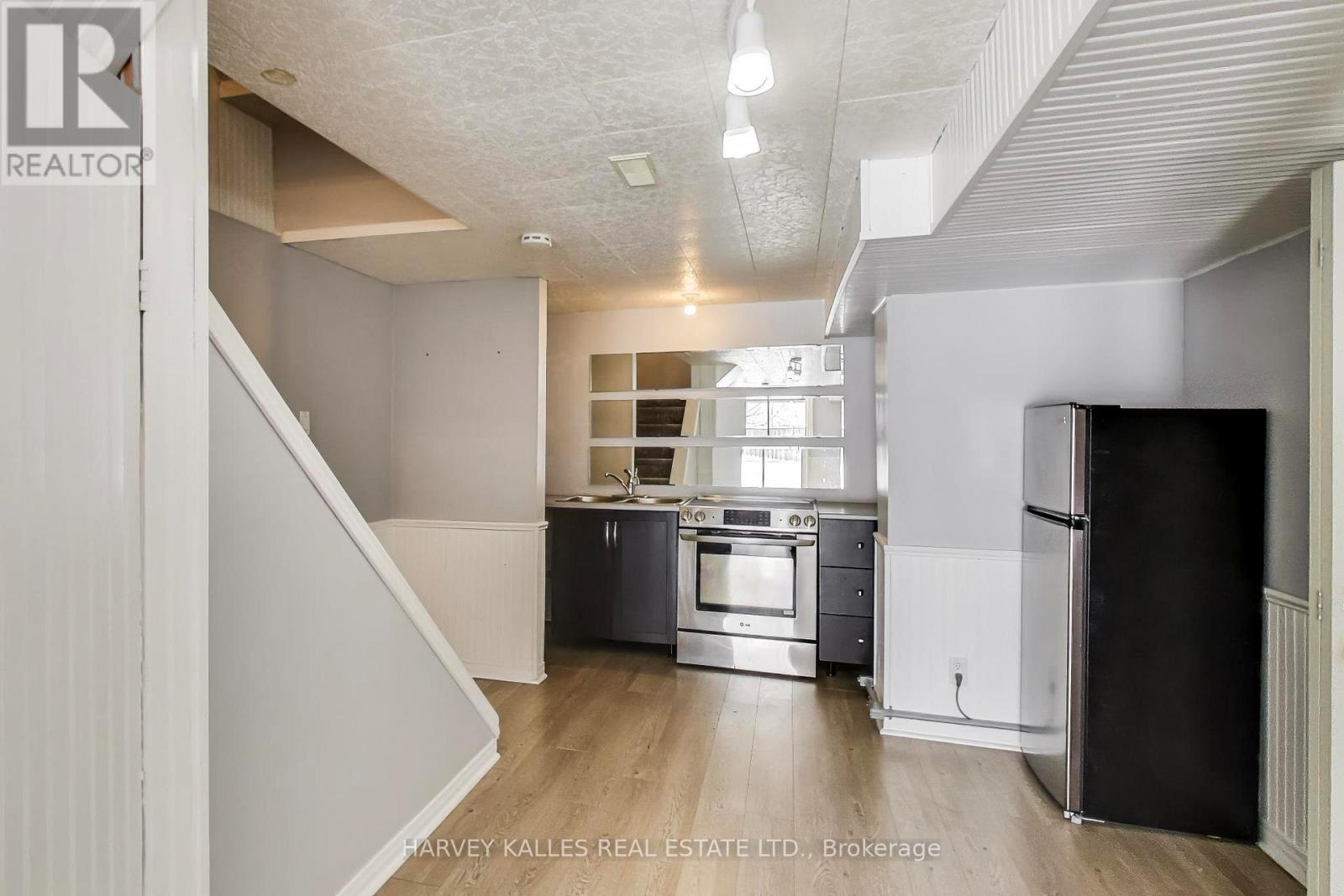 318 HANSEN BOULEVARD