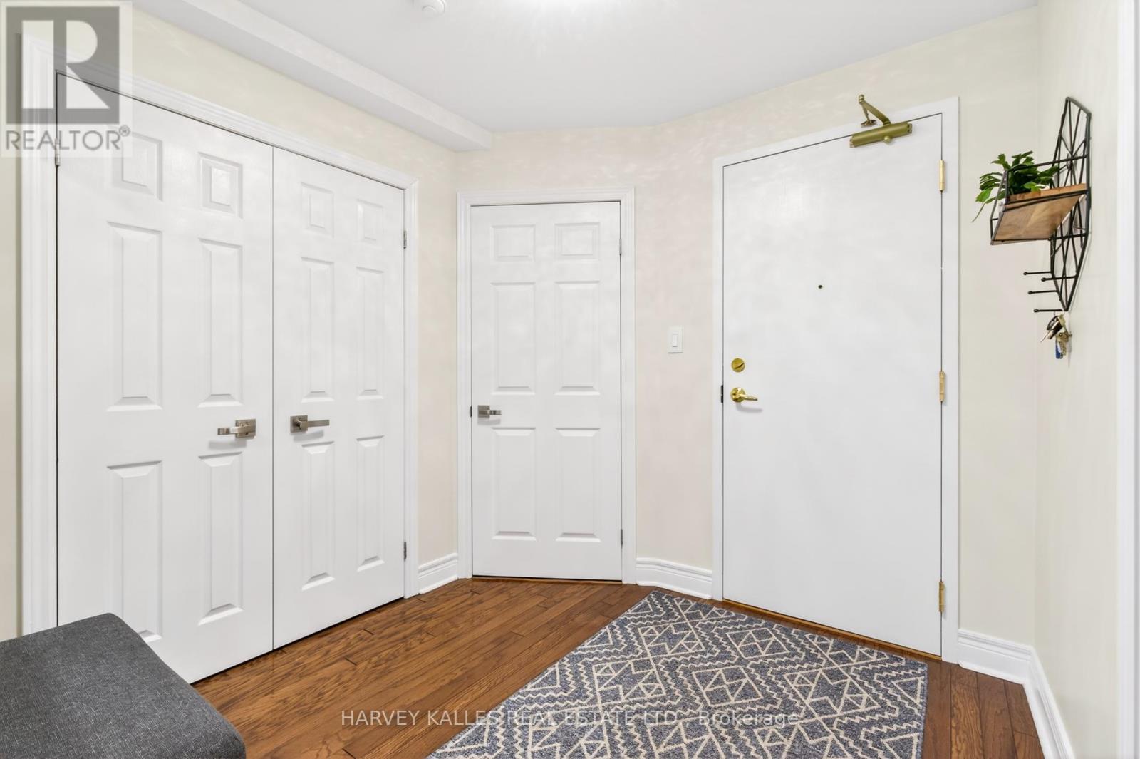 106 - 30 ANGLESEY BOULEVARD