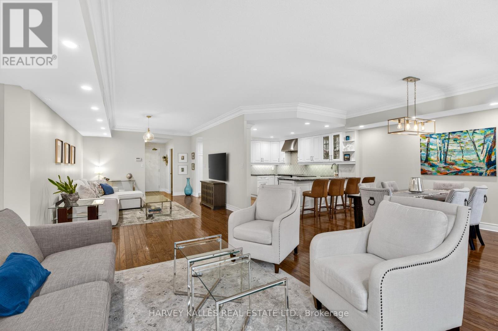 106 - 30 ANGLESEY BOULEVARD