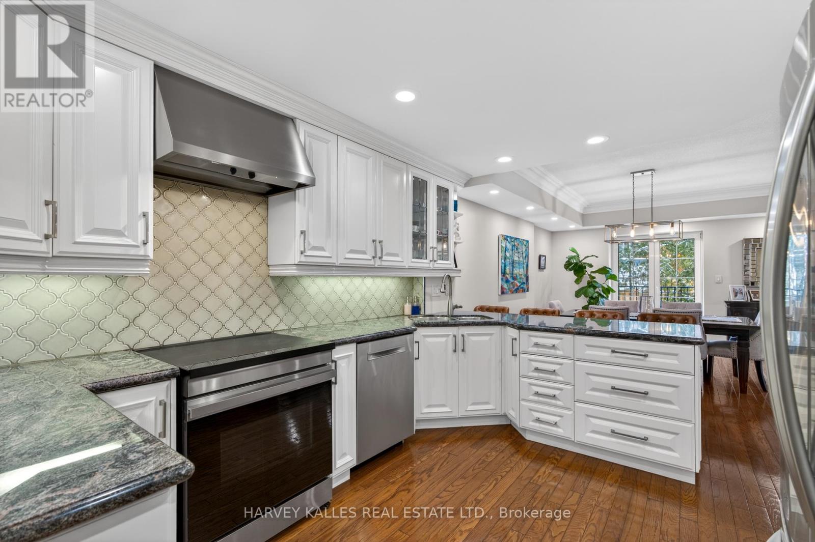 106 - 30 ANGLESEY BOULEVARD