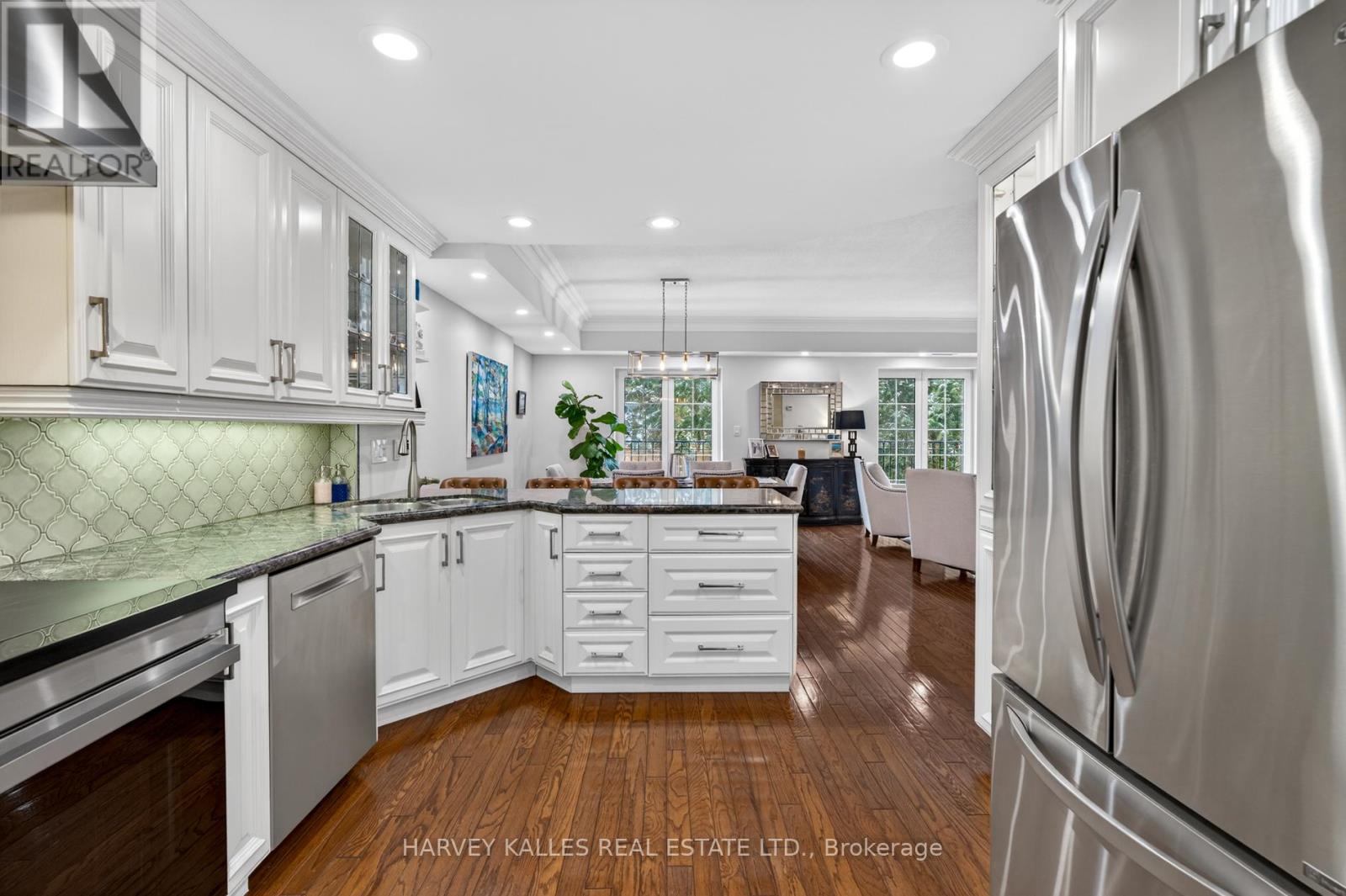 106 - 30 ANGLESEY BOULEVARD