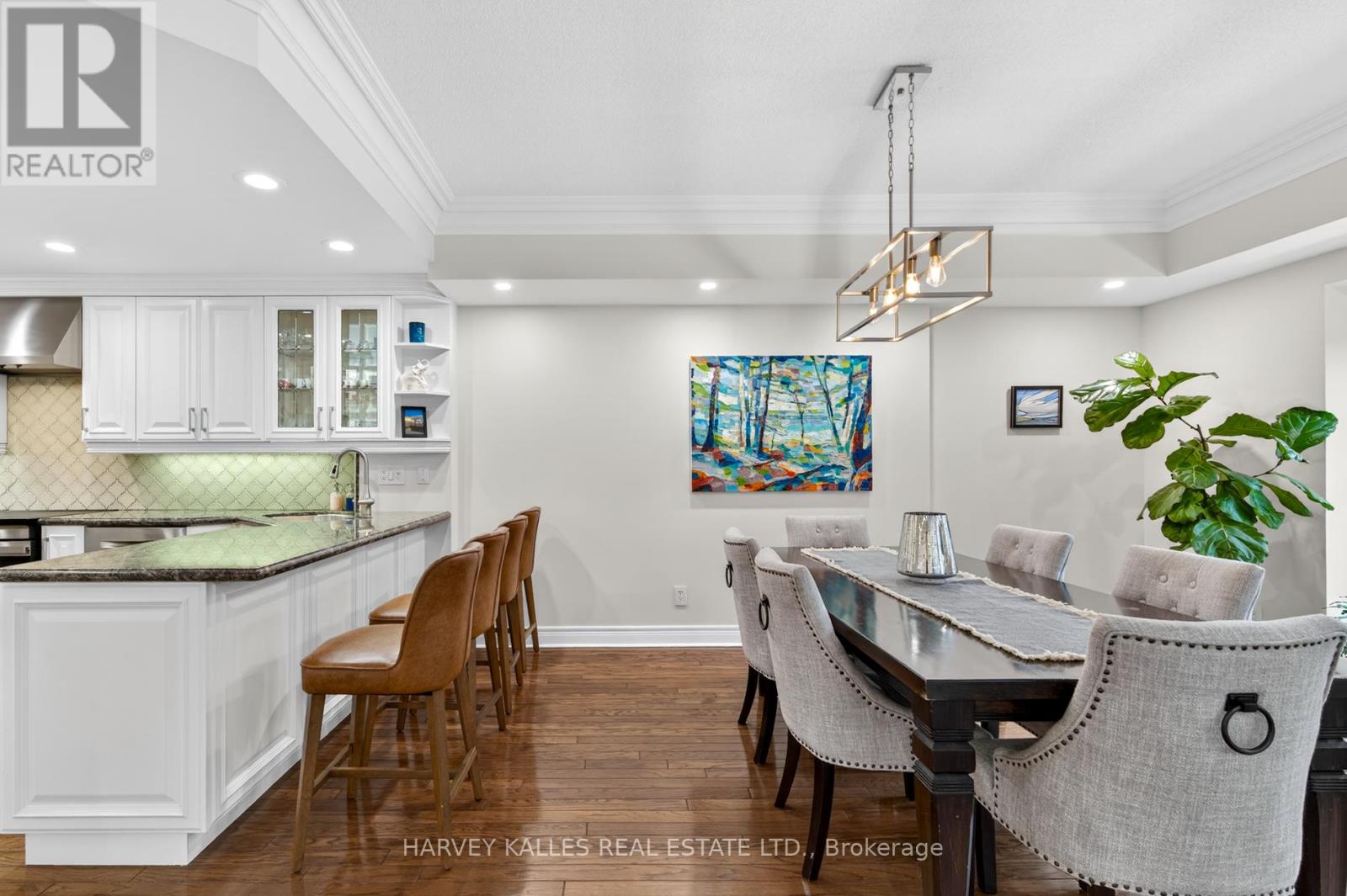 106 - 30 ANGLESEY BOULEVARD