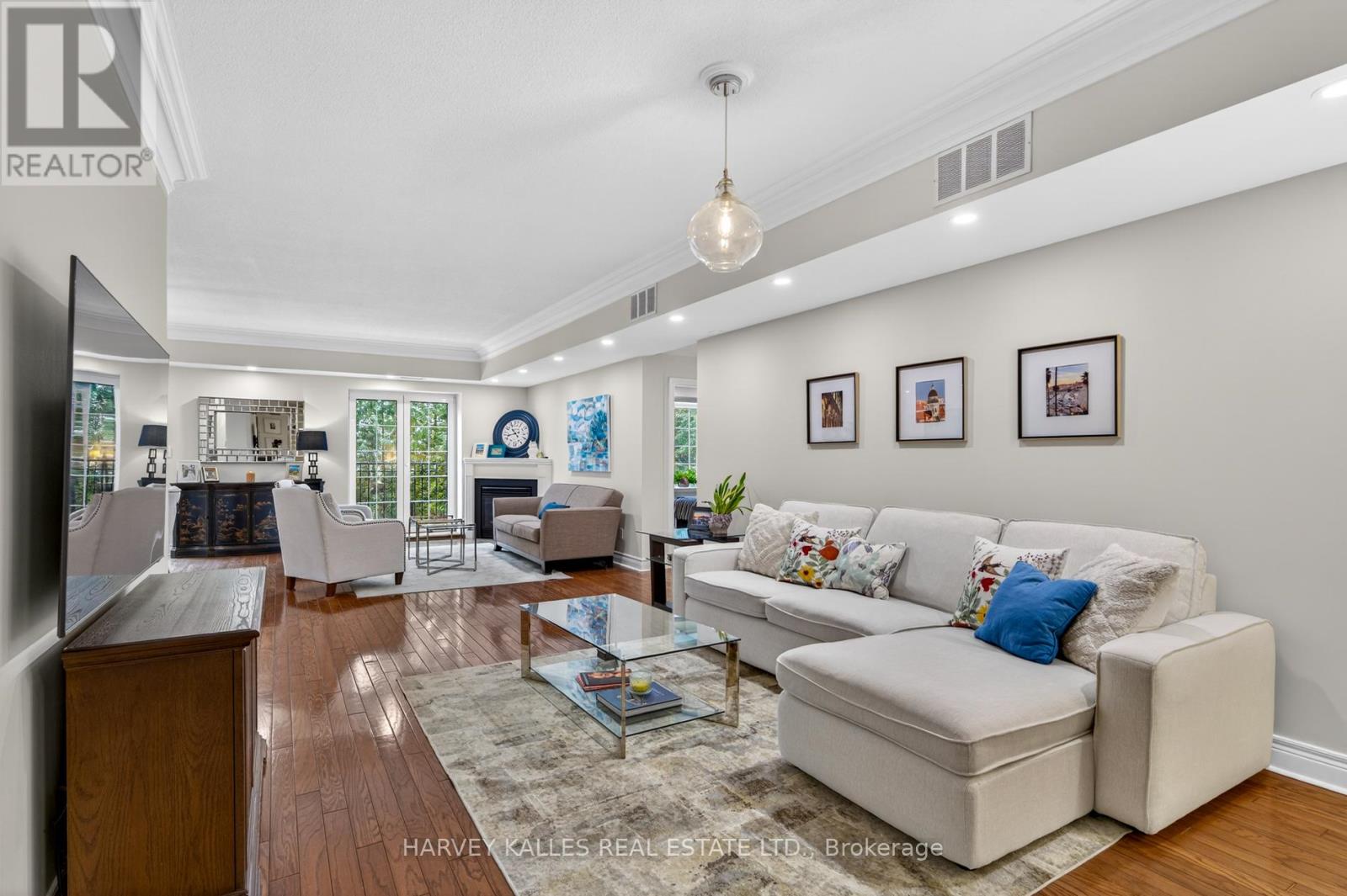 106 - 30 ANGLESEY BOULEVARD