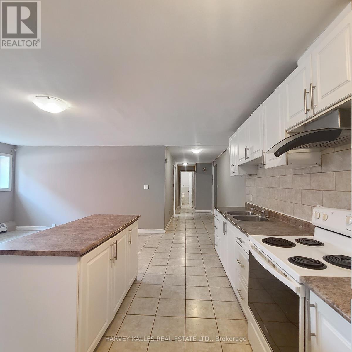 109 - 80 BLACKFRIAR AVENUE