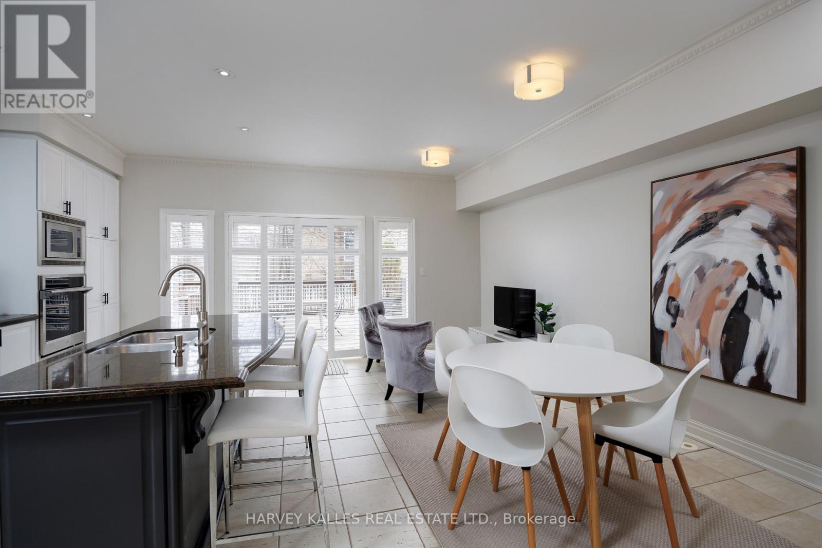 157 ST LAWRENCE DRIVE