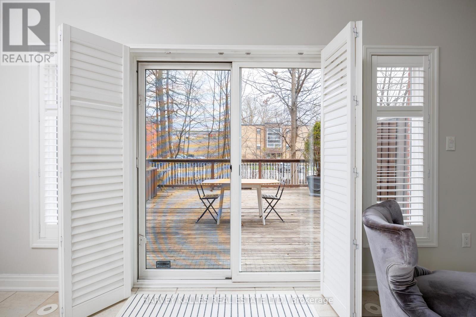 157 ST LAWRENCE DRIVE