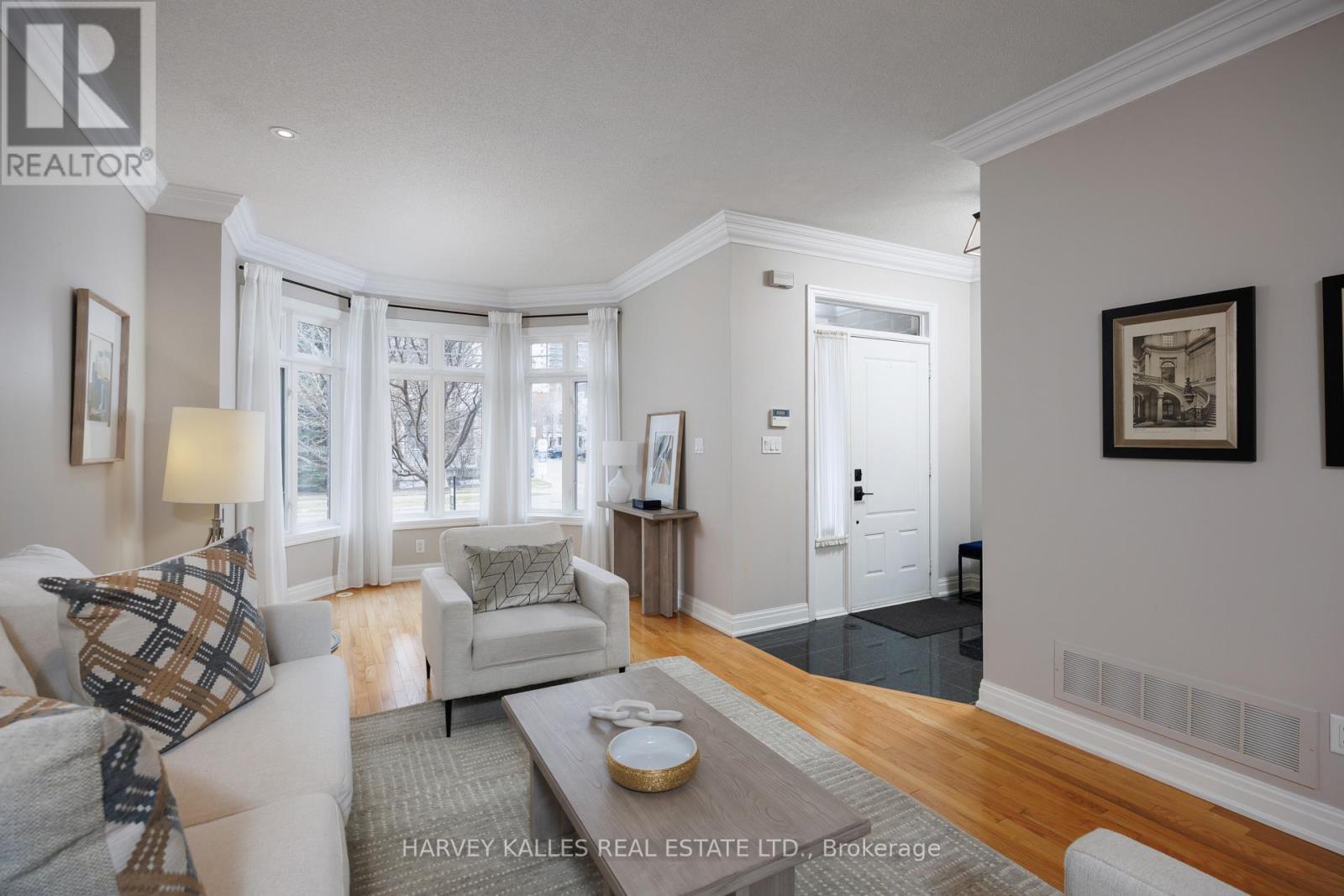 157 ST LAWRENCE DRIVE