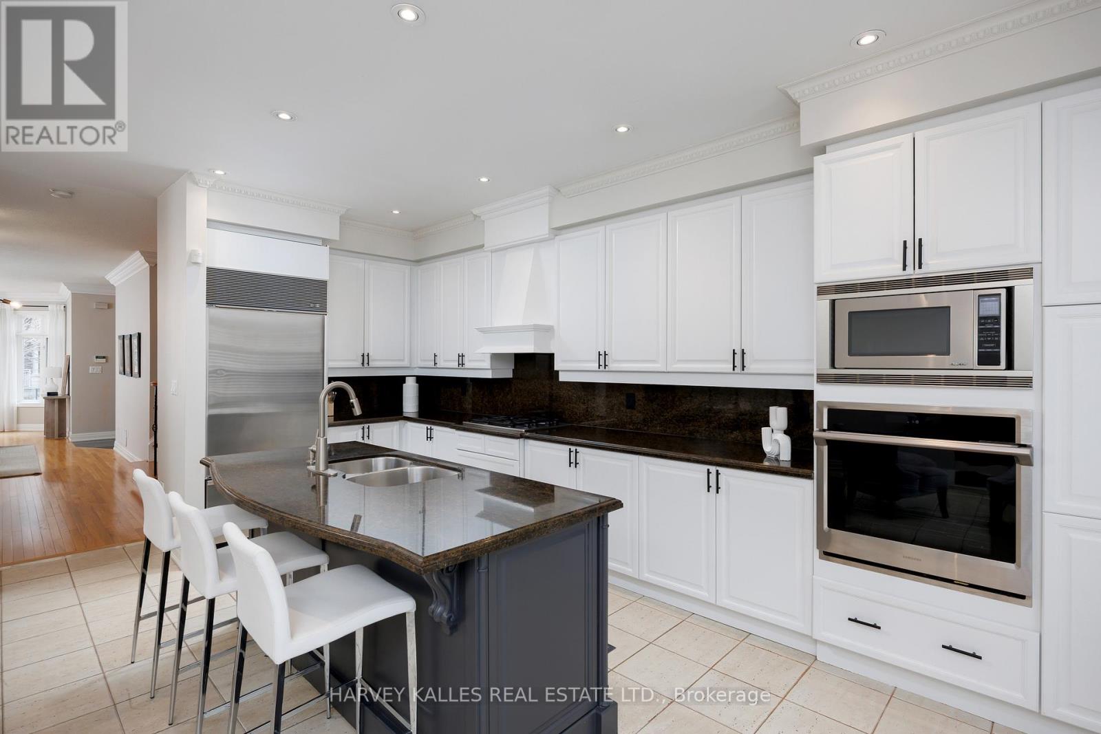 157 ST LAWRENCE DRIVE