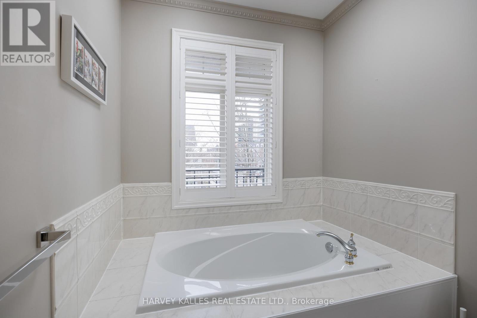 157 ST LAWRENCE DRIVE