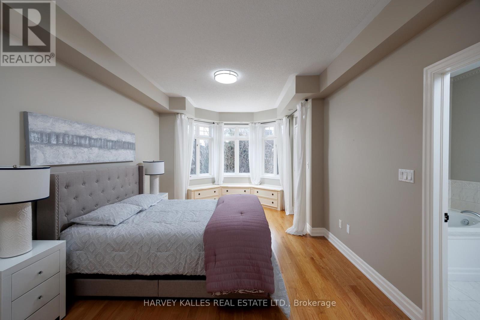 157 ST LAWRENCE DRIVE