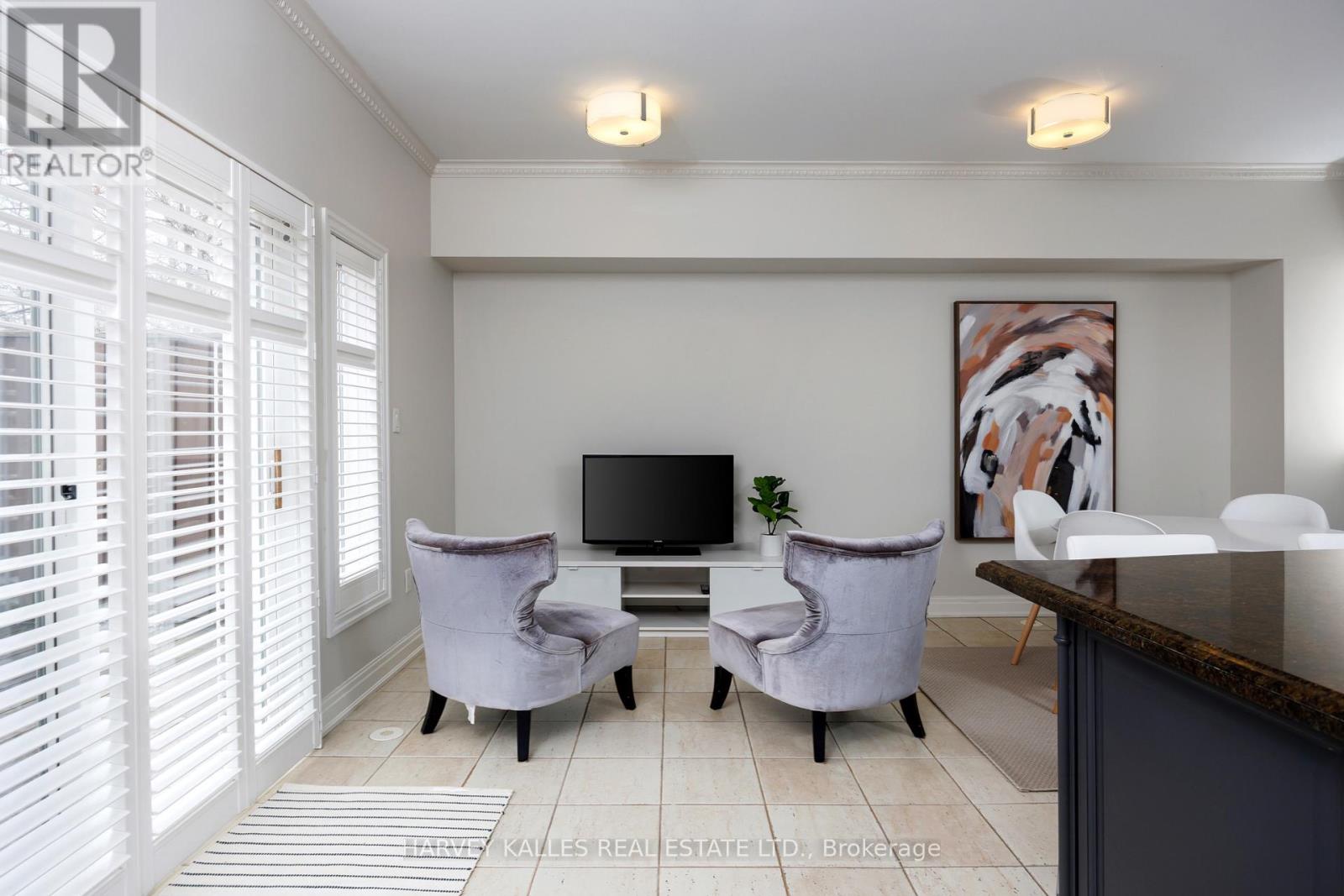 157 ST LAWRENCE DRIVE