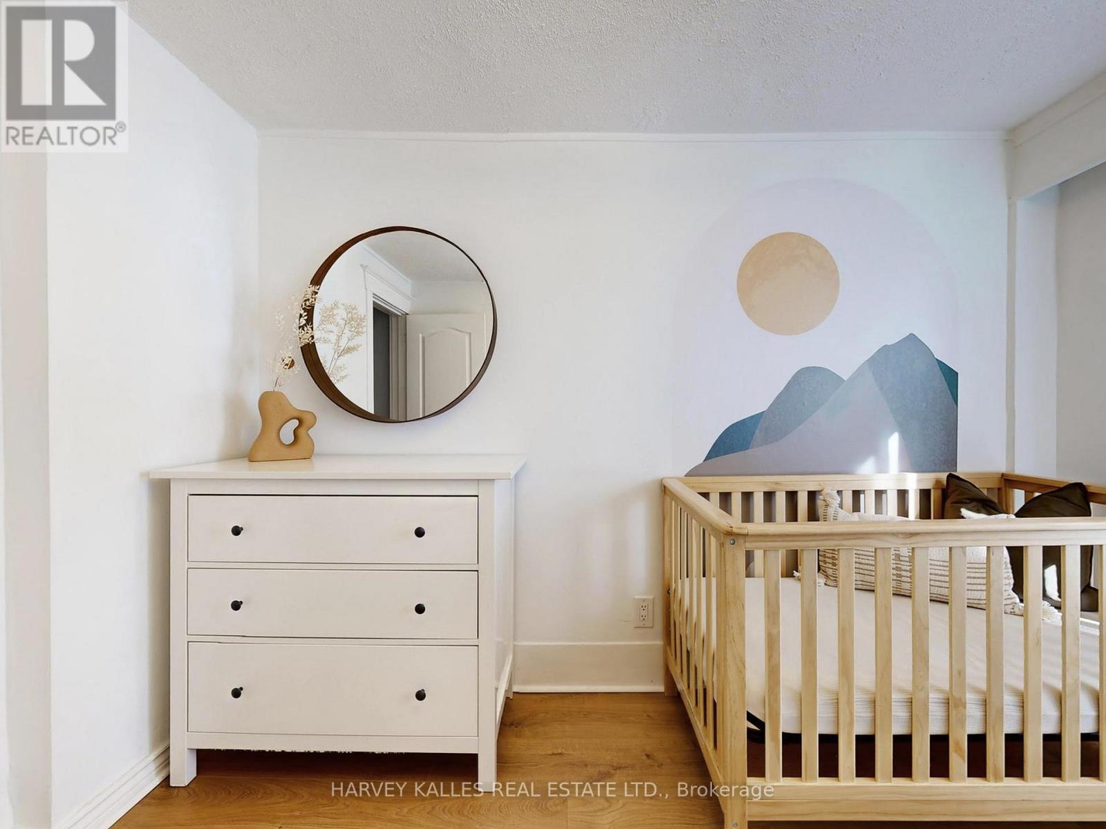 211 ROSEMOUNT AVENUE