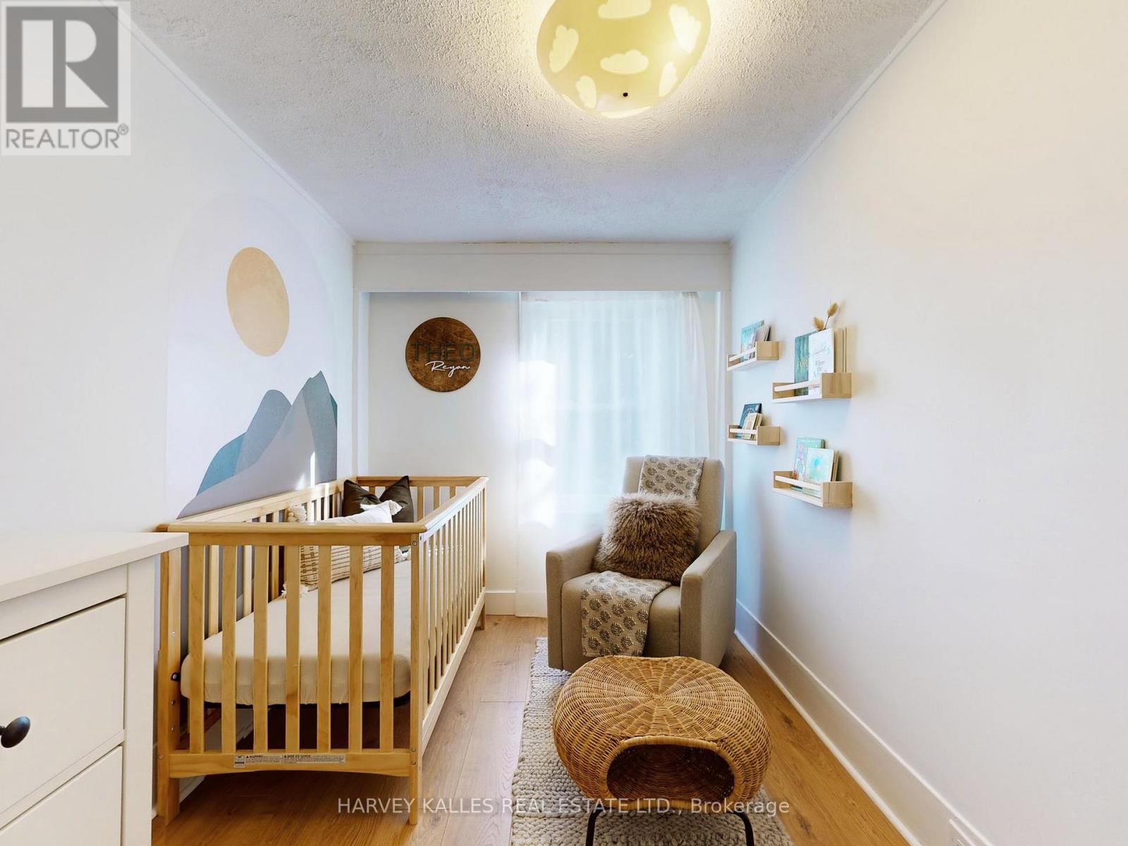 211 ROSEMOUNT AVENUE