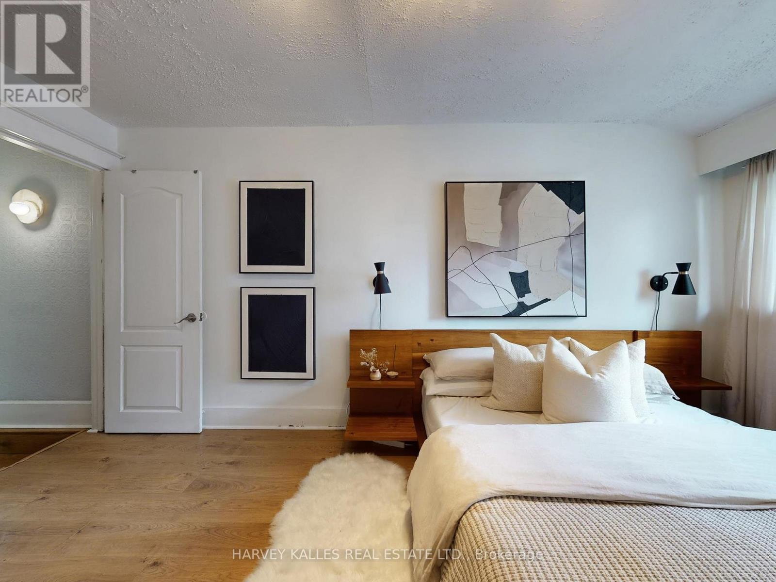 211 ROSEMOUNT AVENUE