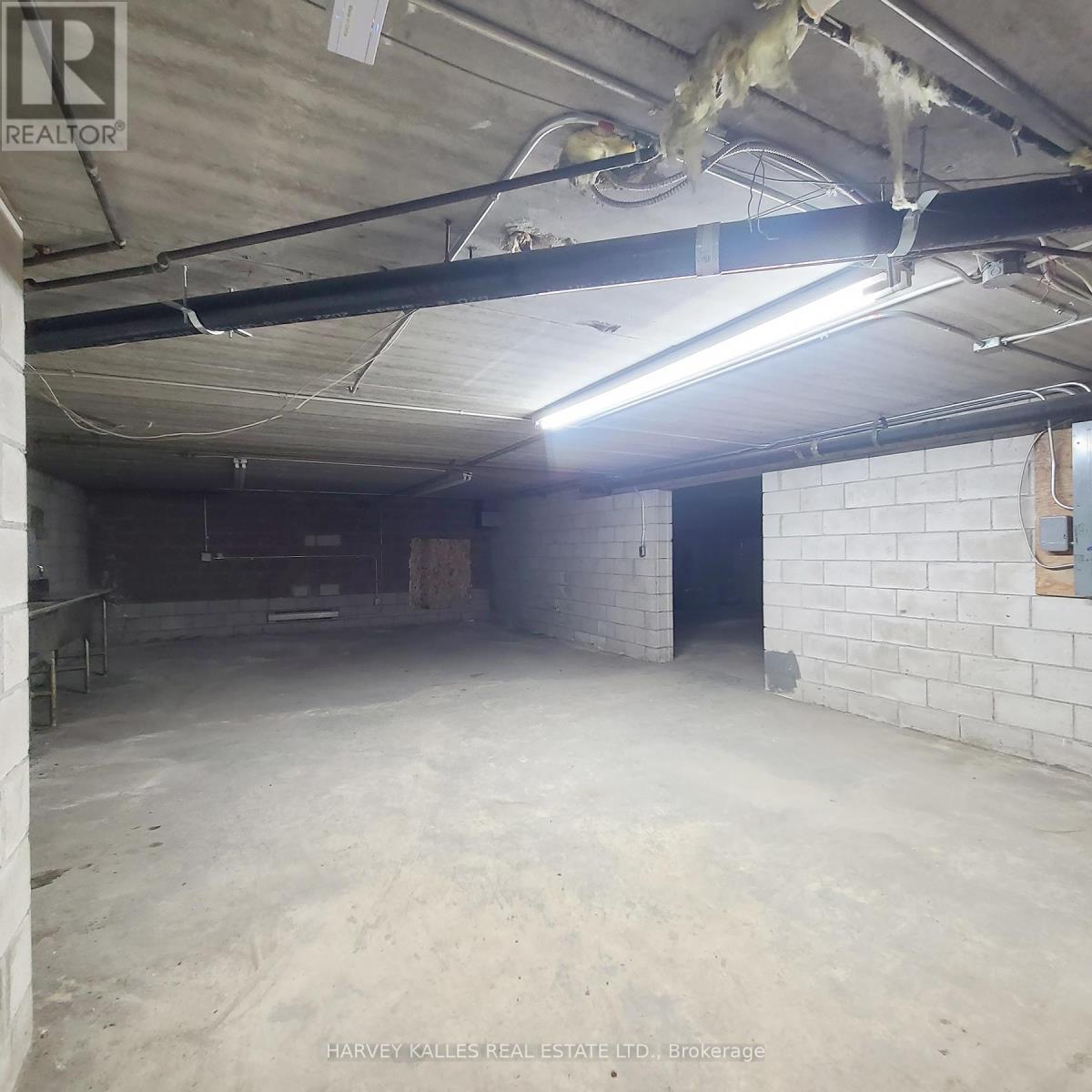 3829 LAKE SHORE BOULEVARD W