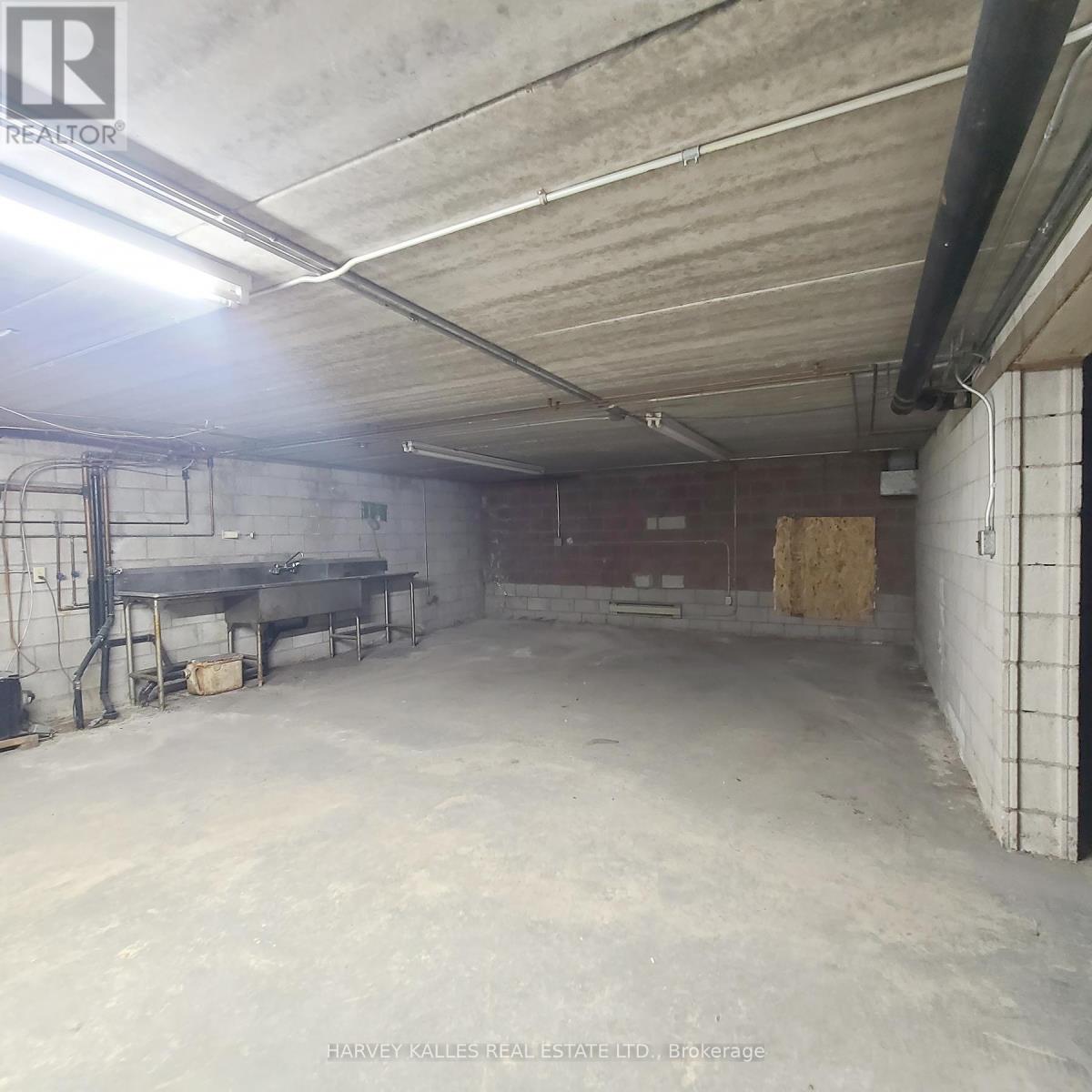 3829 LAKE SHORE BOULEVARD W