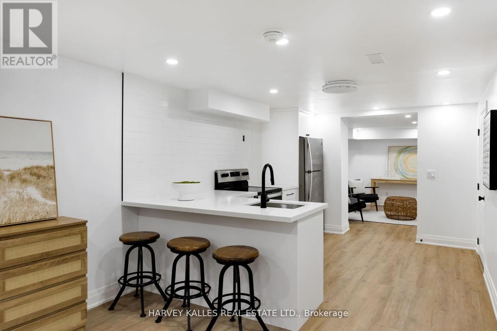 90 GREAT OAK DRIVE
