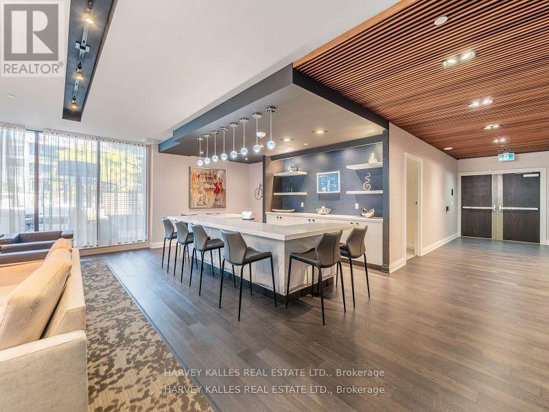 1710 - 39 ANNIE CRAIG DRIVE