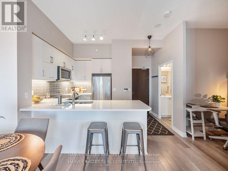 1710 - 39 ANNIE CRAIG DRIVE