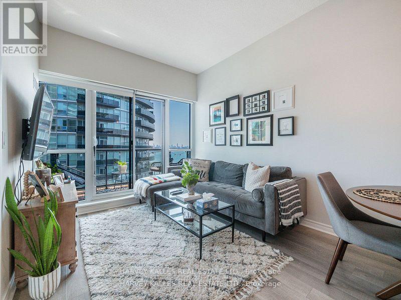 1710 - 39 ANNIE CRAIG DRIVE