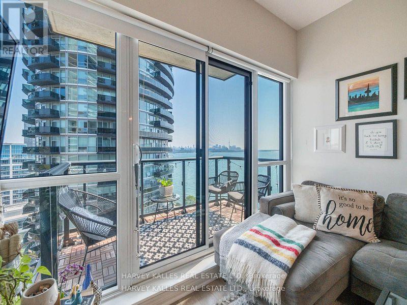 1710 - 39 ANNIE CRAIG DRIVE