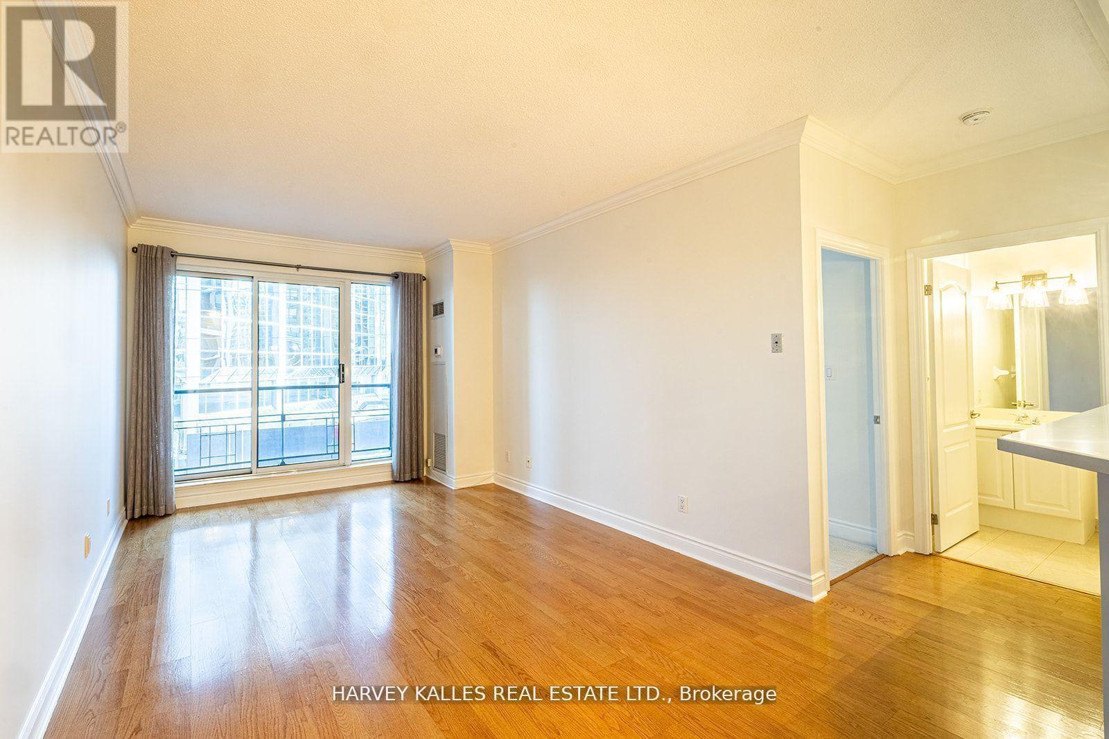 412 - 2 ABERFOYLE CRESCENT