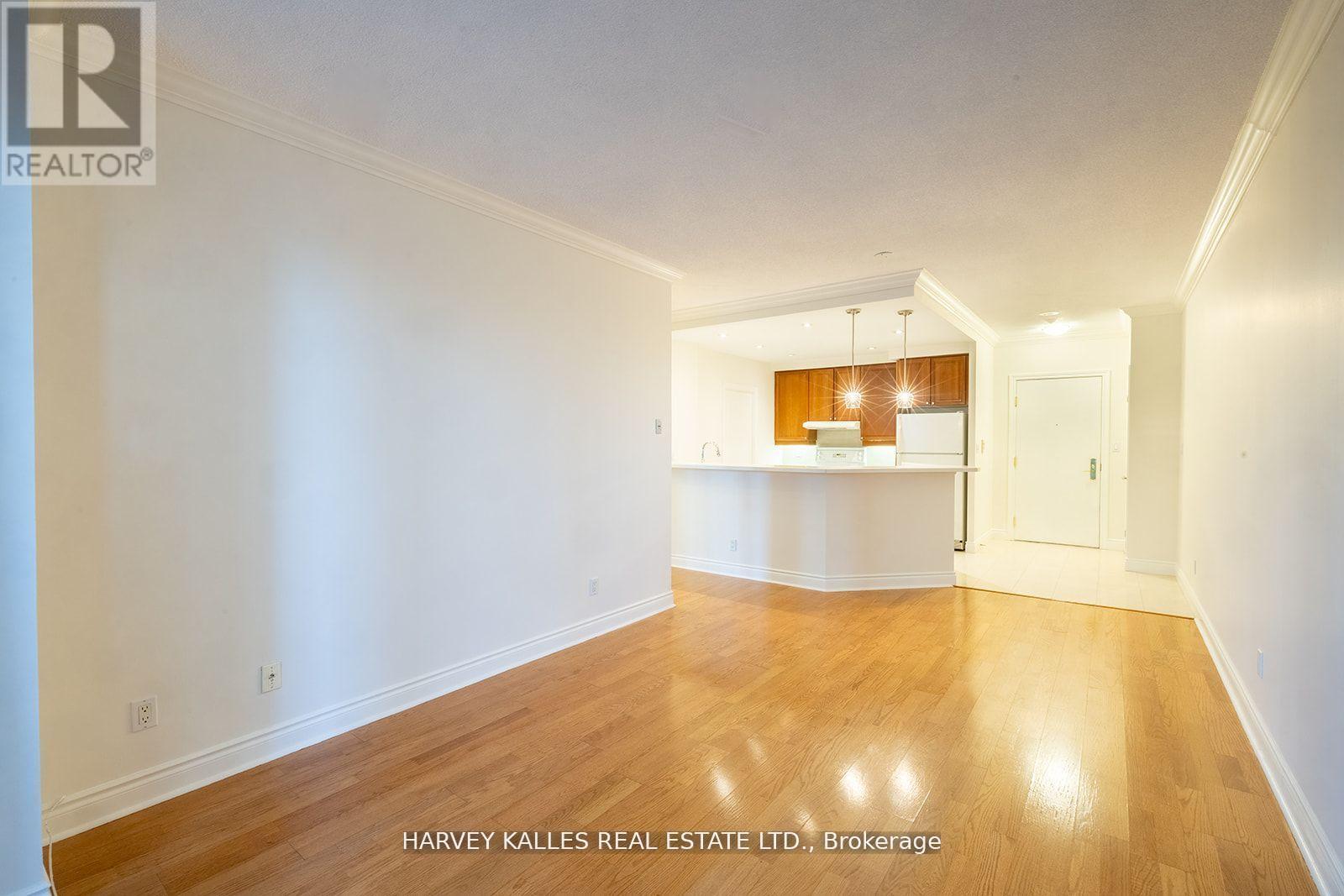 412 - 2 ABERFOYLE CRESCENT