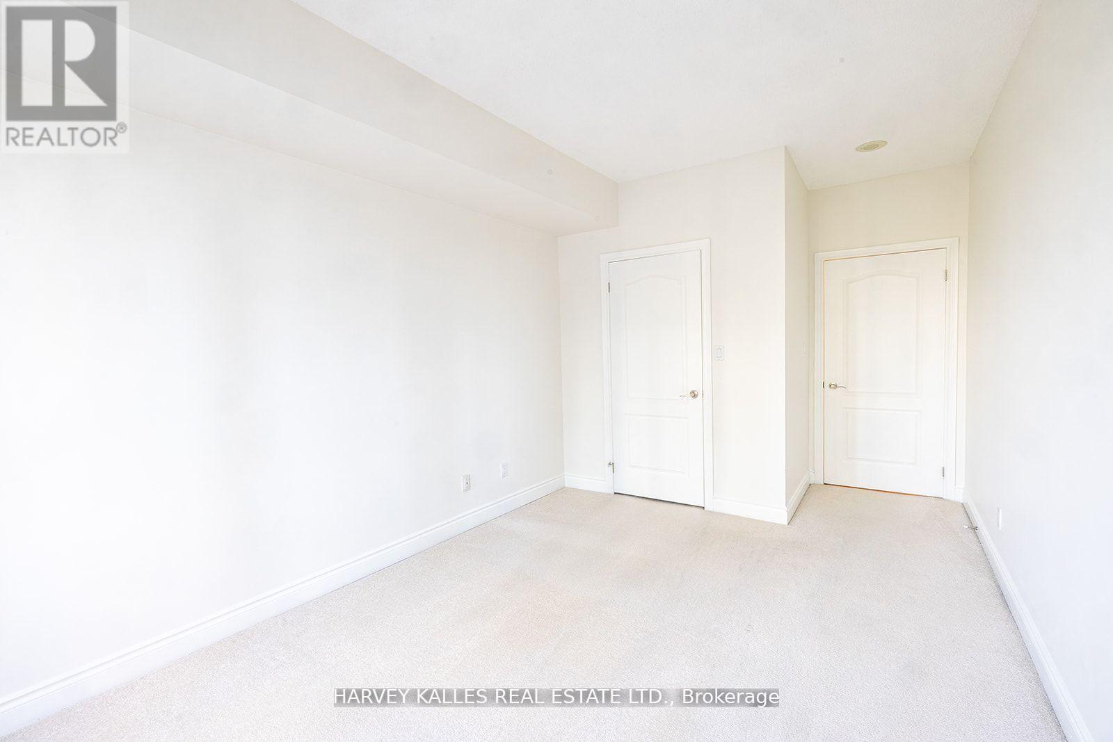 412 - 2 ABERFOYLE CRESCENT