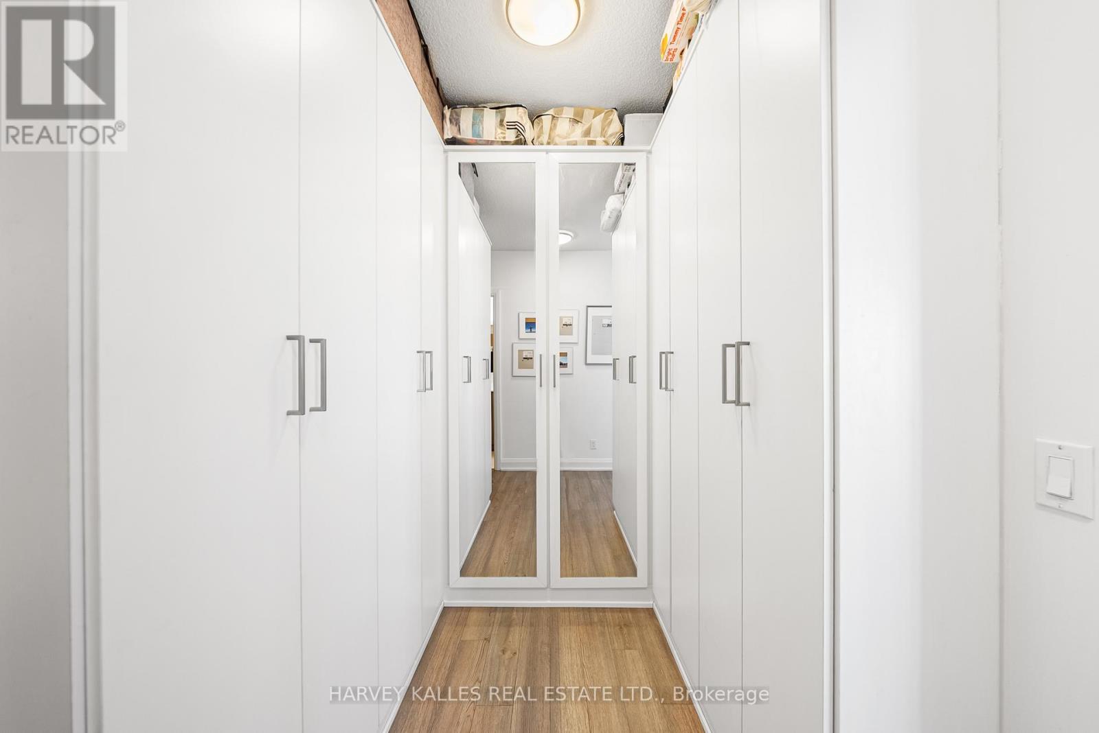 2703 - 56 ANNIE CRAIG DRIVE