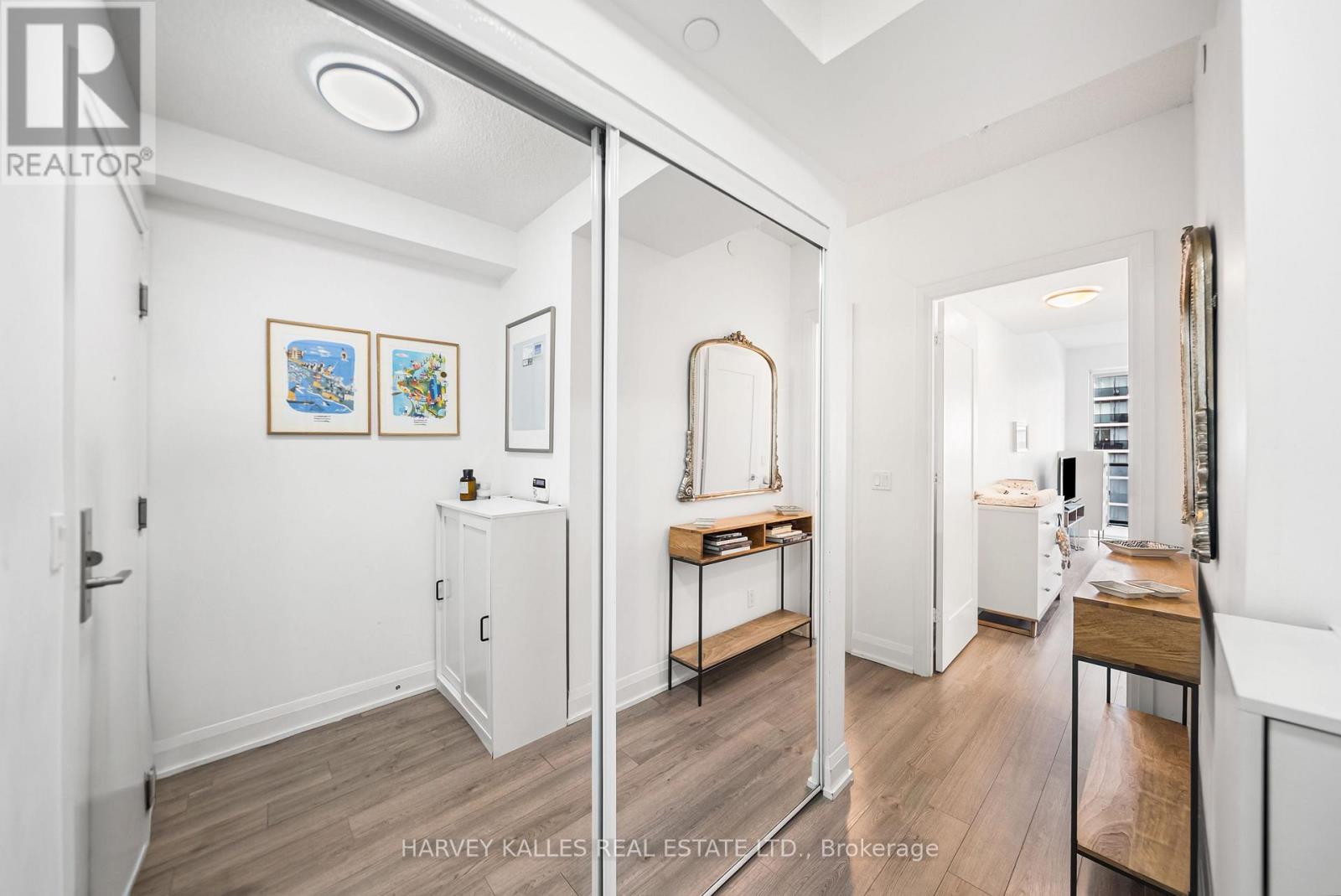 2703 - 56 ANNIE CRAIG DRIVE