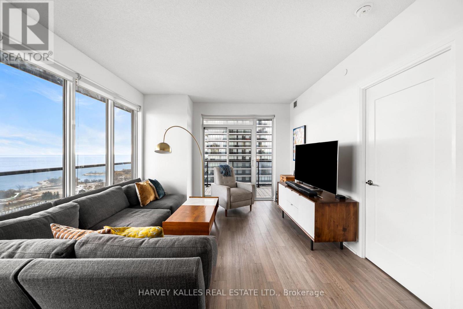 2703 - 56 ANNIE CRAIG DRIVE