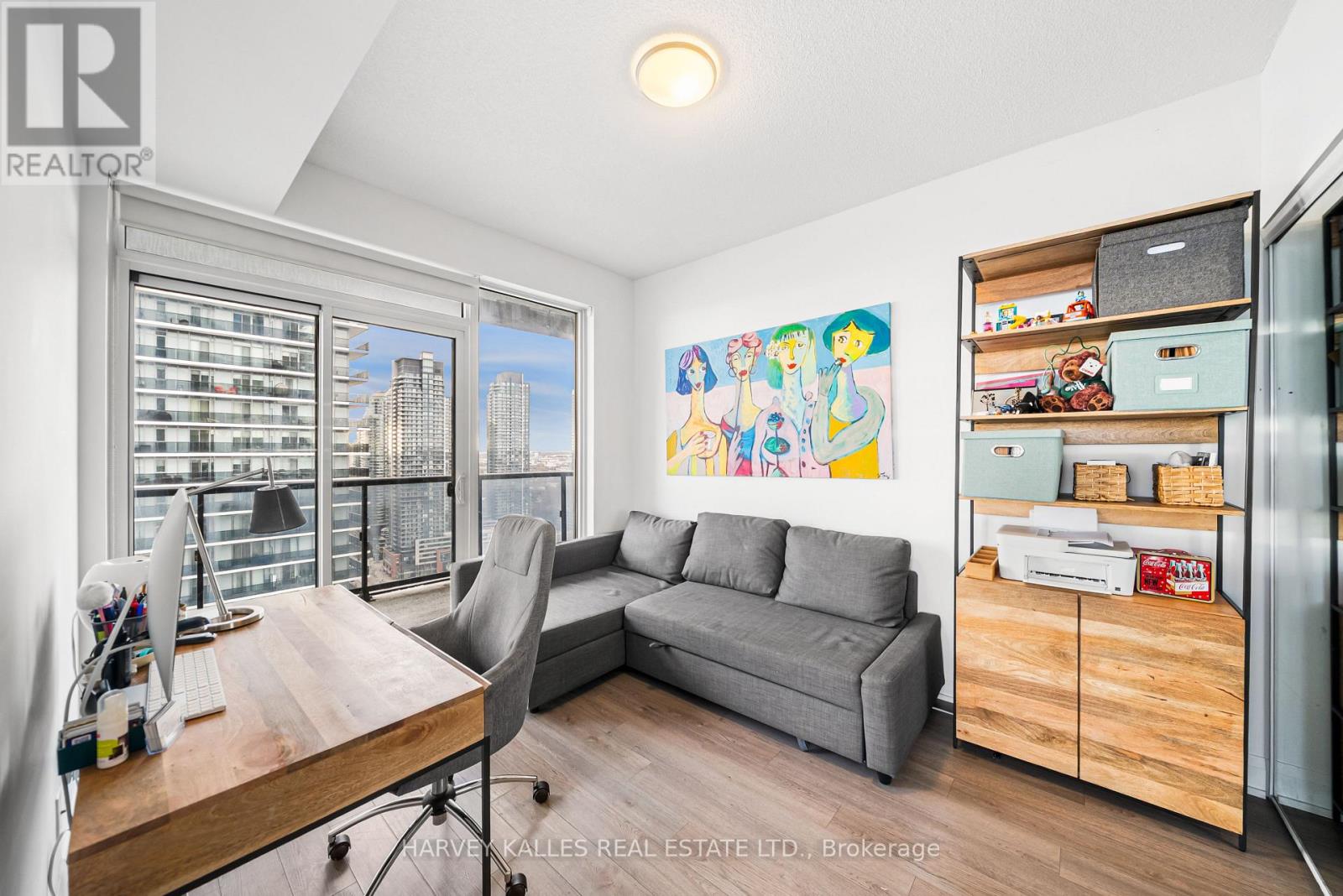 2703 - 56 ANNIE CRAIG DRIVE