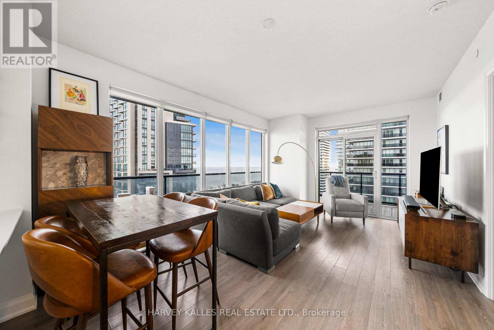 2703 - 56 ANNIE CRAIG DRIVE