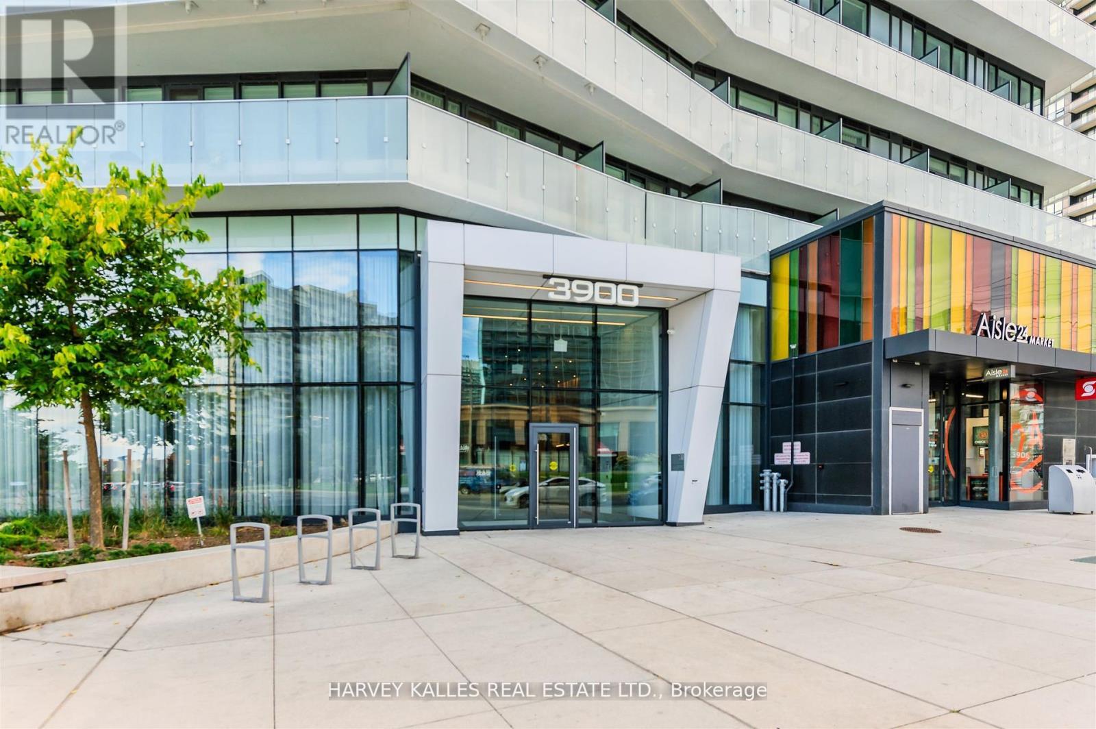 5211 - 3900 CONFEDERATION PARKWAY