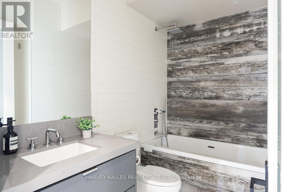 130 - 1001 ROSELAWN AVENUE