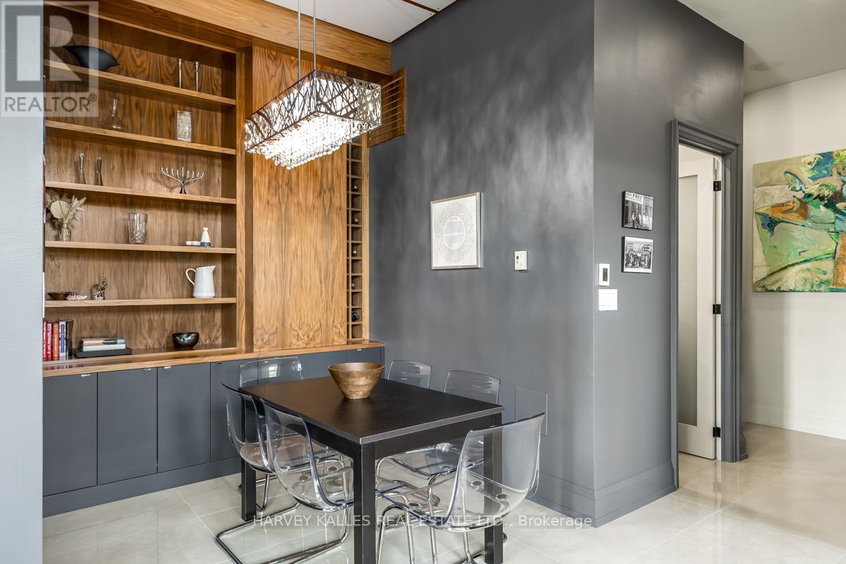 130 - 1001 ROSELAWN AVENUE