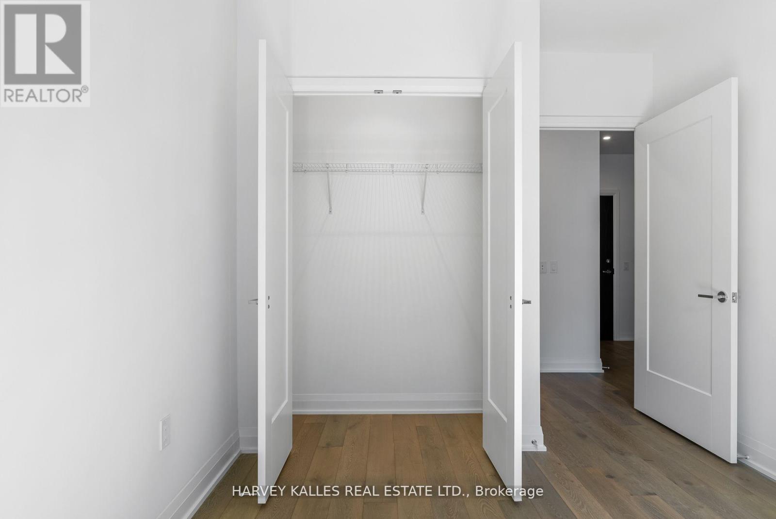 102 - 293 THE KINGSWAY