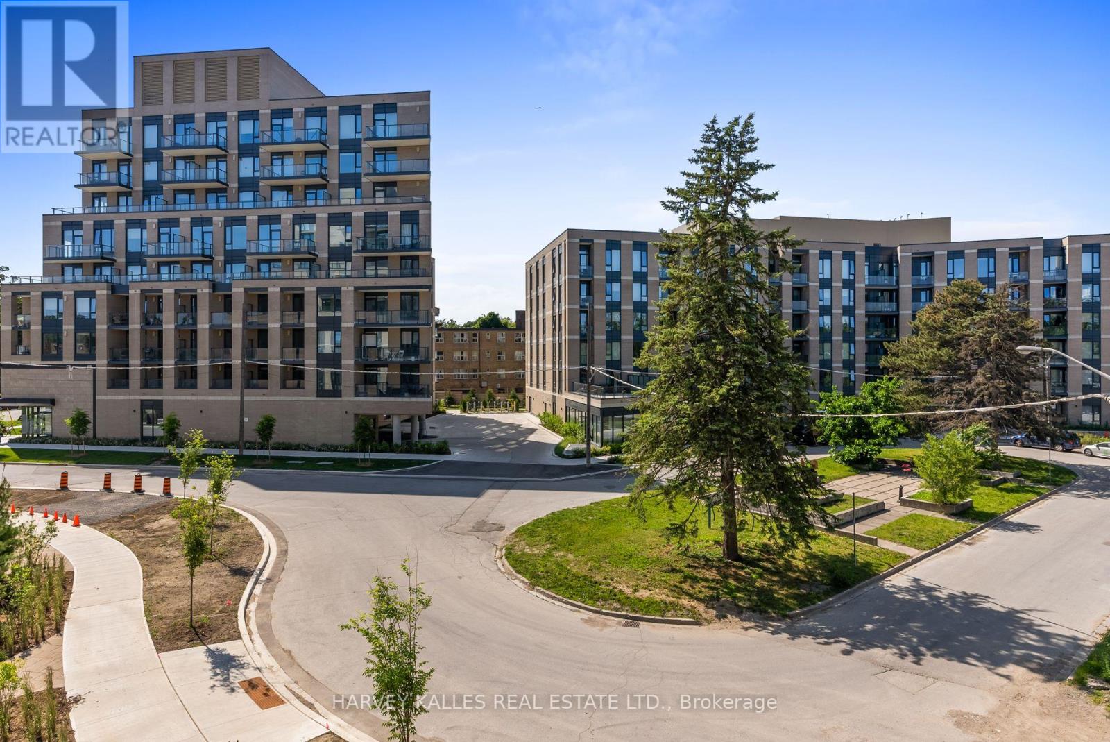 305 - 293 THE KINGSWAY