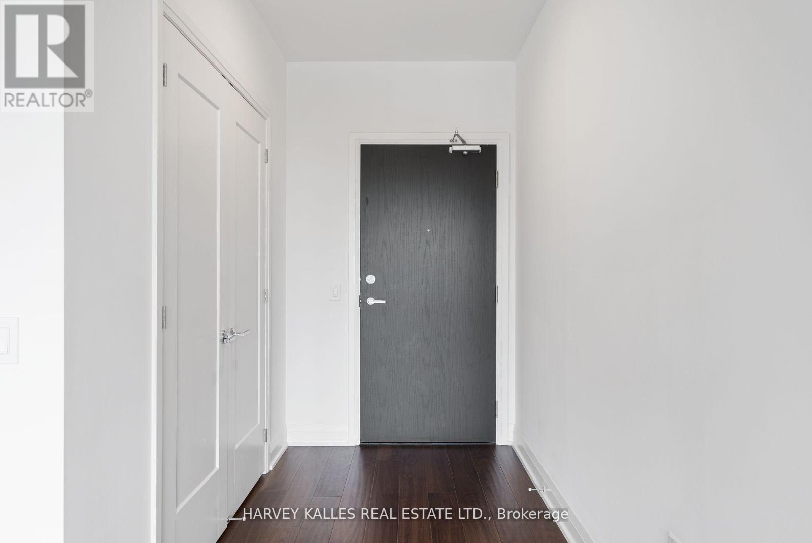 519 - 293 THE KINGSWAY