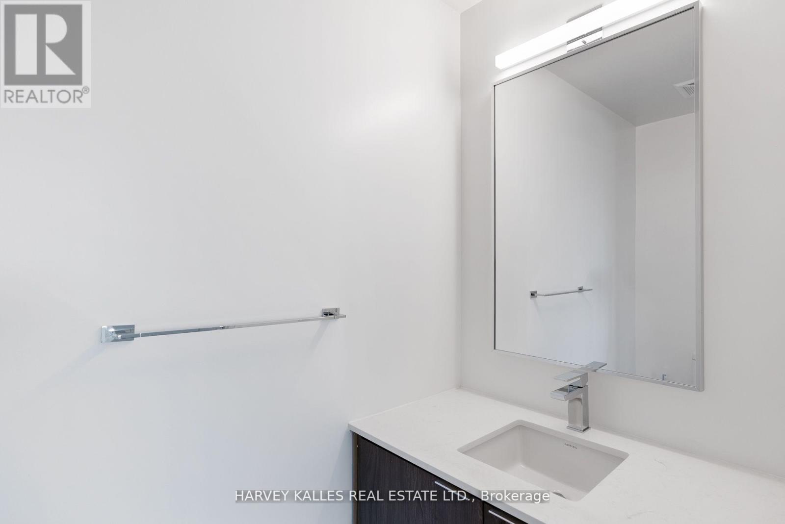 519 - 293 THE KINGSWAY