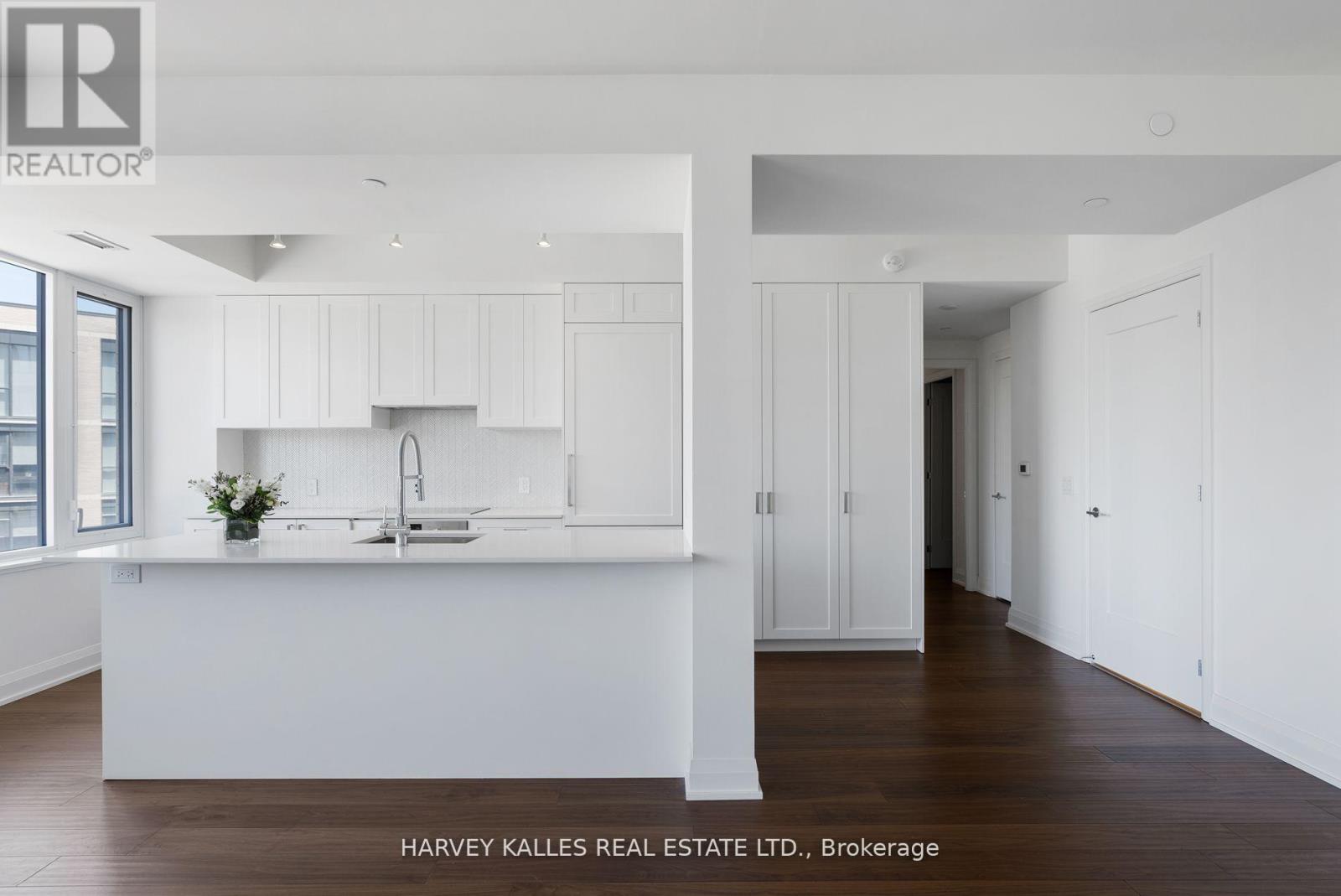 519 - 293 THE KINGSWAY