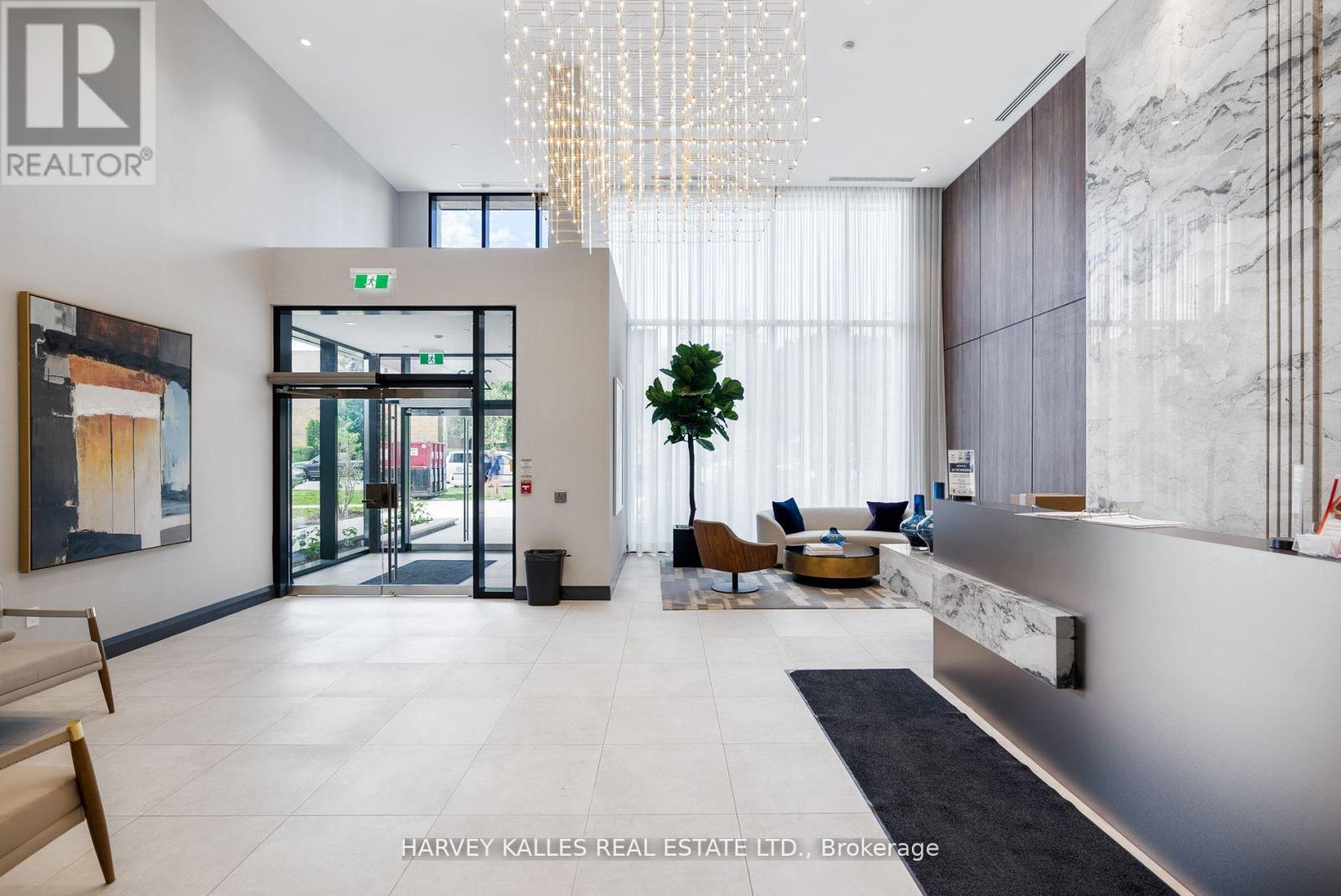 519 - 293 THE KINGSWAY