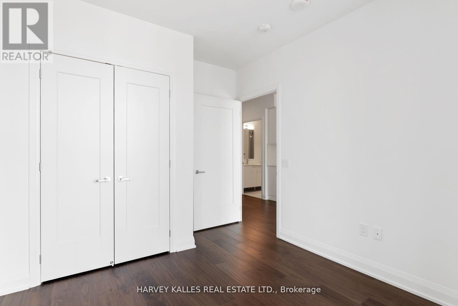 620 - 293 THE KINGSWAY