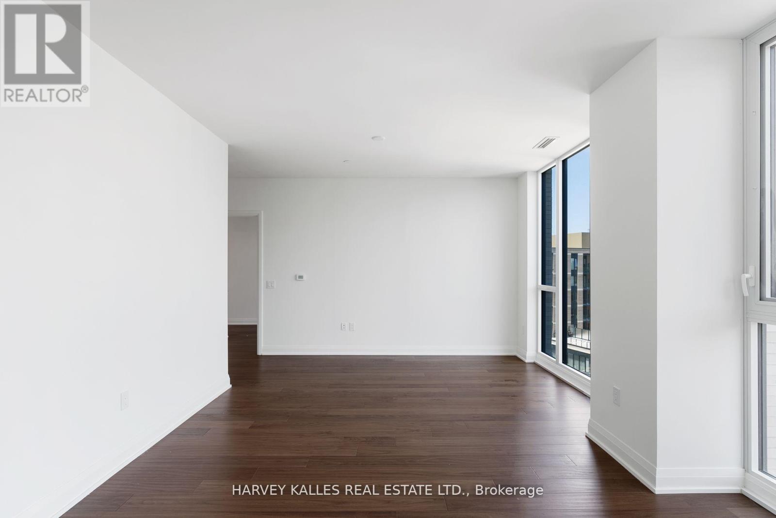 620 - 293 THE KINGSWAY