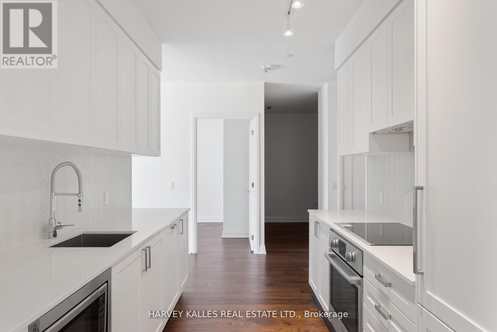 620 - 293 THE KINGSWAY