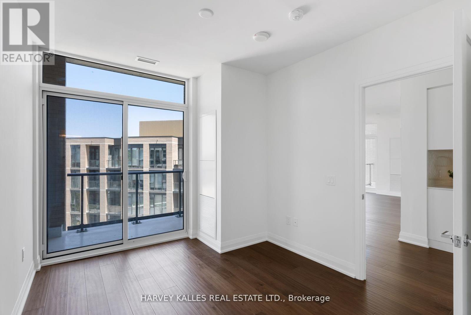 620 - 293 THE KINGSWAY