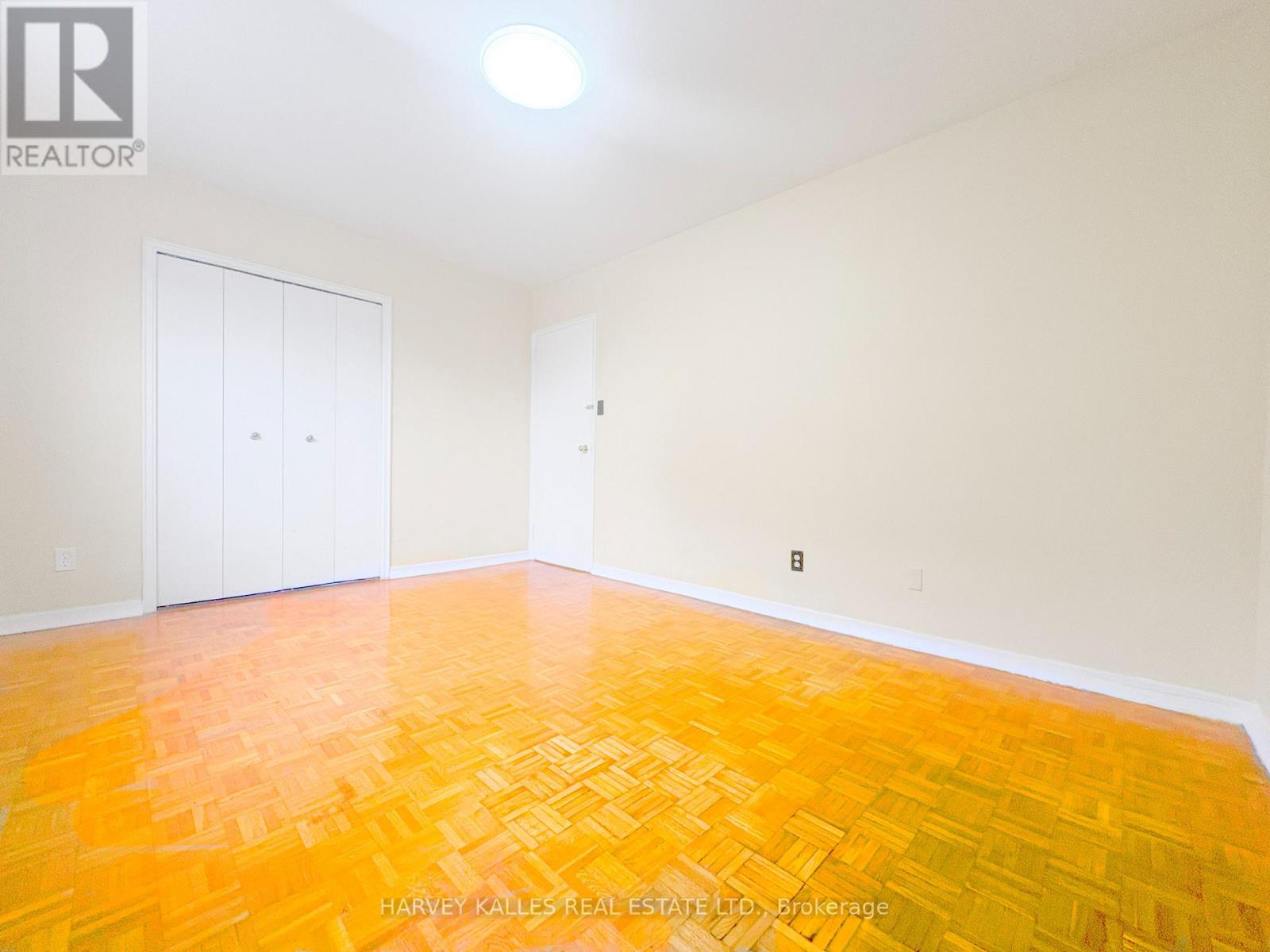 8 - 90 BLACKFRIAR AVENUE