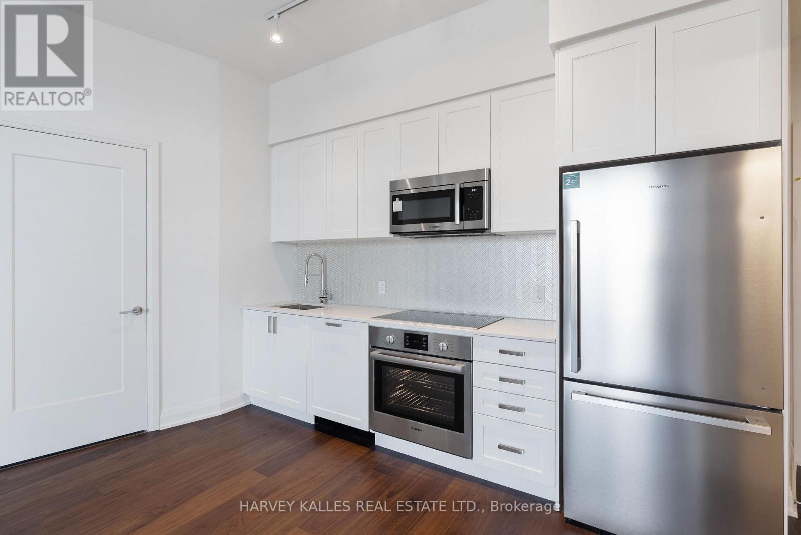 707 - 293 THE KINGSWAY